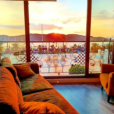 Mermaid Apartment *